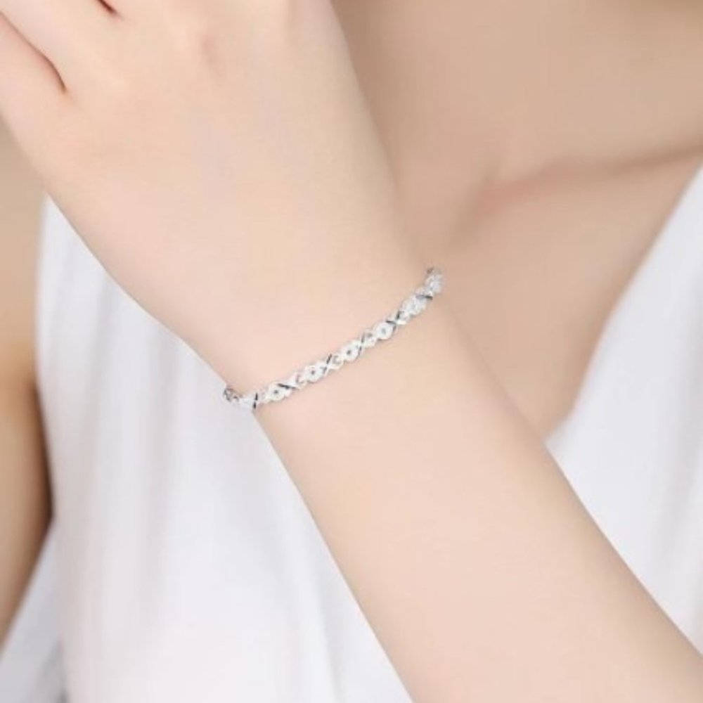 XO Tennis Bracelet